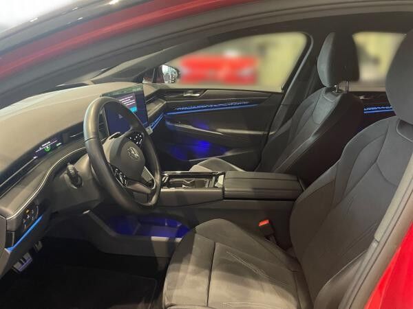 Volkswagen ID.7 Pro NAV*360°KAM*WÄRMEPUMPE*CARPLAY