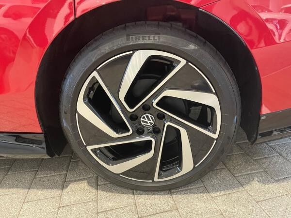 Volkswagen ID.7 Pro NAV*360°KAM*WÄRMEPUMPE*CARPLAY