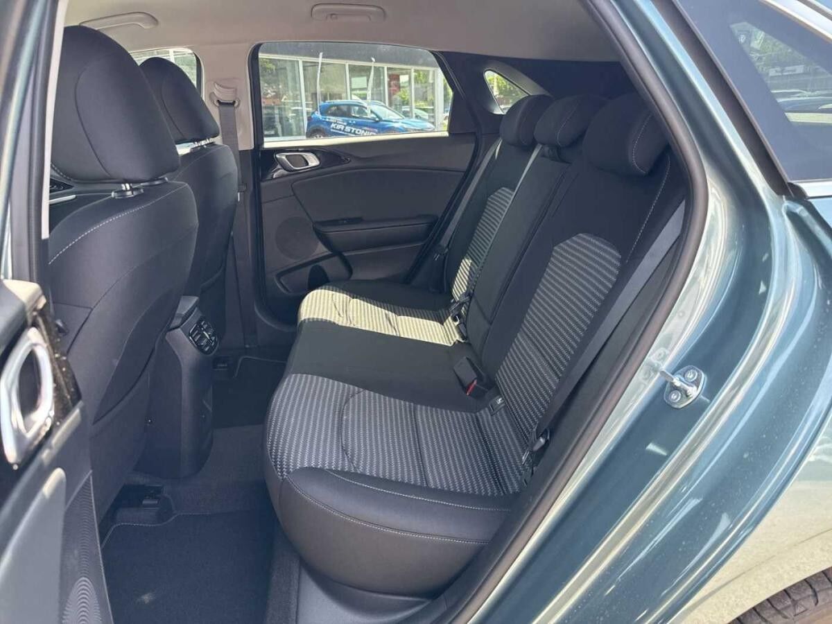 Kia Ceed 1.5 T-GDI DCT Ultimate Edition +SHZ+JBL