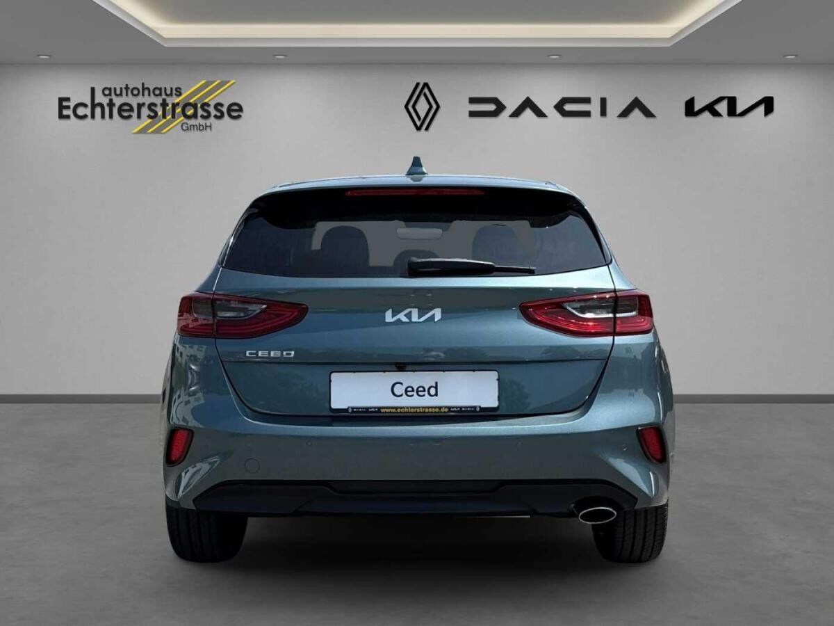 Kia Ceed 1.5 T-GDI DCT Ultimate Edition +SHZ+JBL