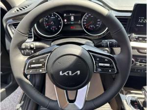 Kia Ceed 1.5 T-GDI DCT Ultimate Edition +SHZ+JBL