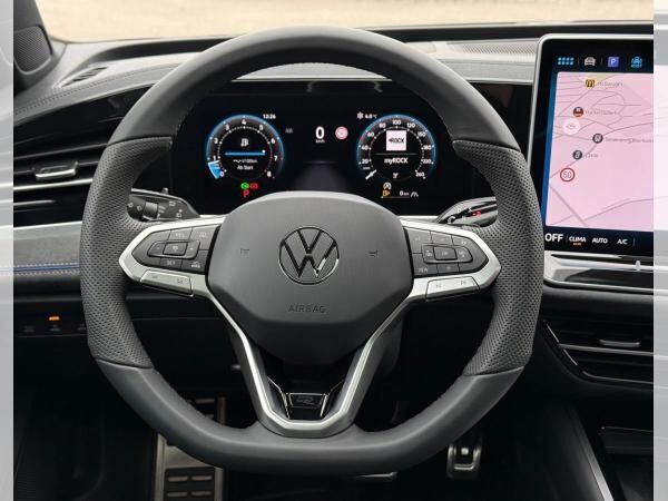 Volkswagen Passat Variant R-Line 2025 2.0 TDI 4MOTION 193 DSG (UVP 71.530€/All Inklusive) BLACK/IQ/HEAD/AHK/PANO/ASSIS