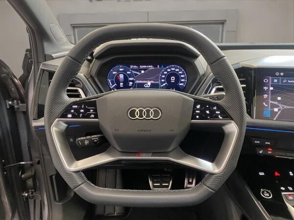 Audi Q4 e-tron Q4 Sportback 45 quattro e-tron Basis S-line ***SOFORT VERFÜGBAR***