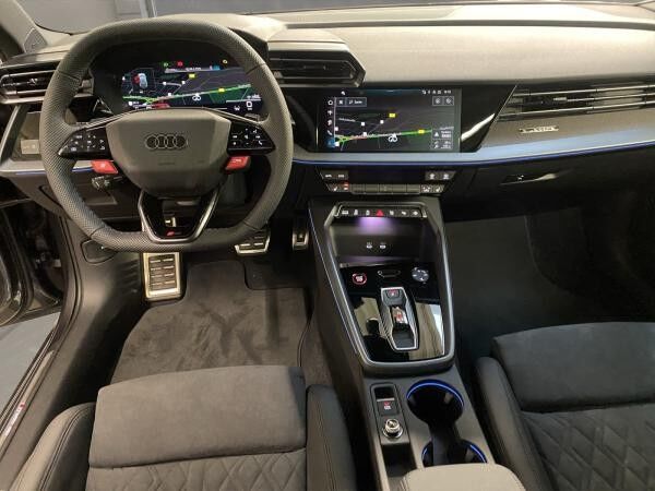 Audi RS3 Sportback 2.5 quattro TFSI S-line ***SOFORT VERFÜGBAR*** ACC AUT