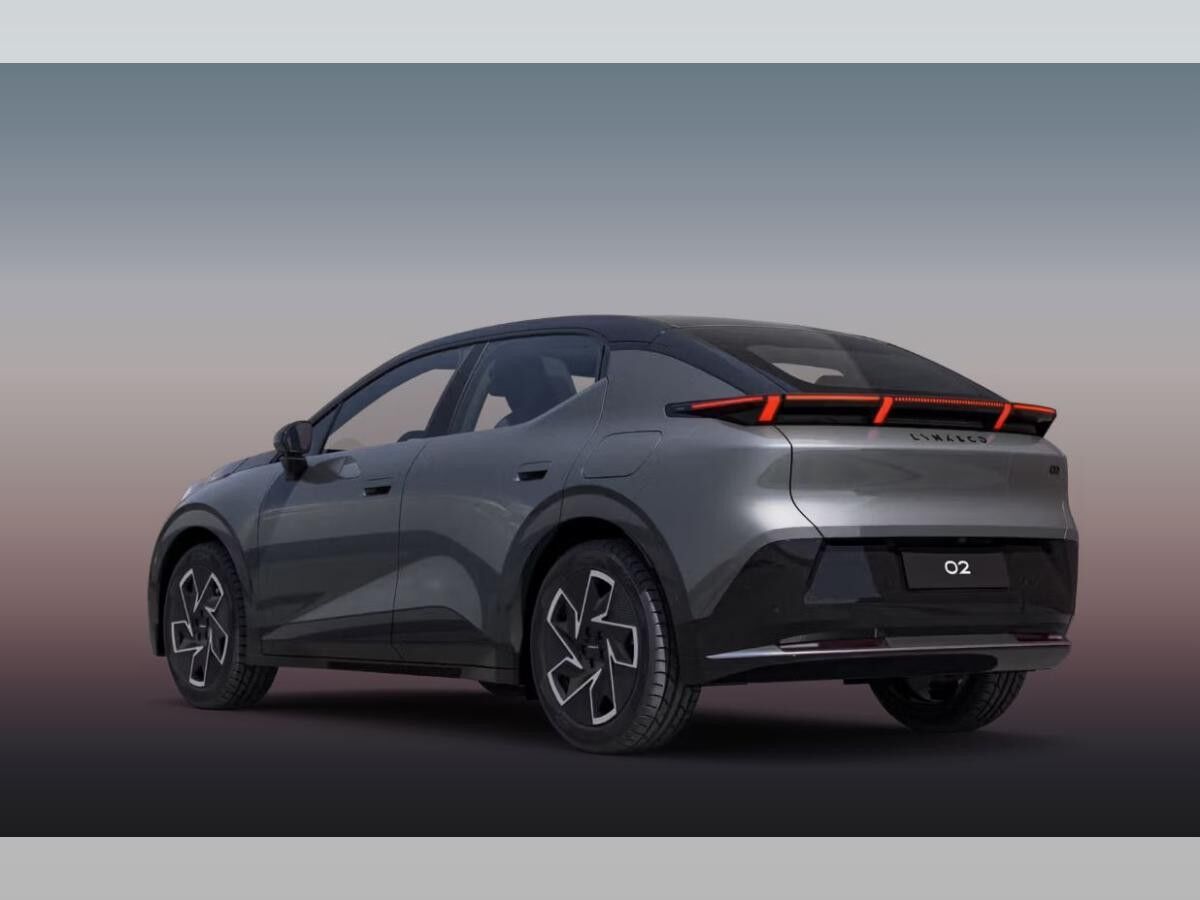 LYNK & Co 02 Core // Sofort Verfügbar! // Frei Konfigurierbar!