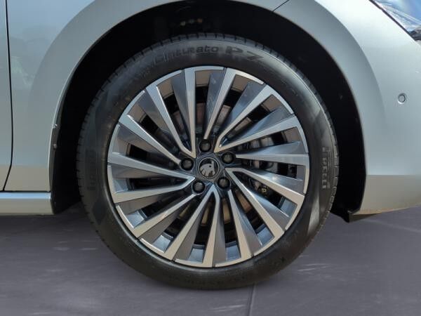 Skoda Superb Combi L&K 2.0 TDI 4x4 *AHK/HEAD-UP* !SOFORT VERFÜGBAR!