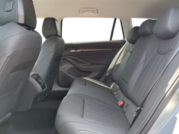 Skoda Superb Combi L&K 2.0 TDI 4x4 *AHK/HEAD-UP* !SOFORT VERFÜGBAR!
