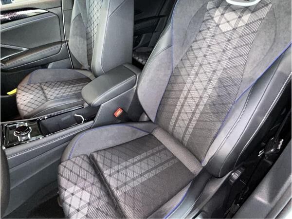 Volkswagen Tiguan 2.0 TDI DSG SCR R-Line SOFORT VERFÜGBAR Black Style DCC Pro Max AHK Standhzg 4MOTION