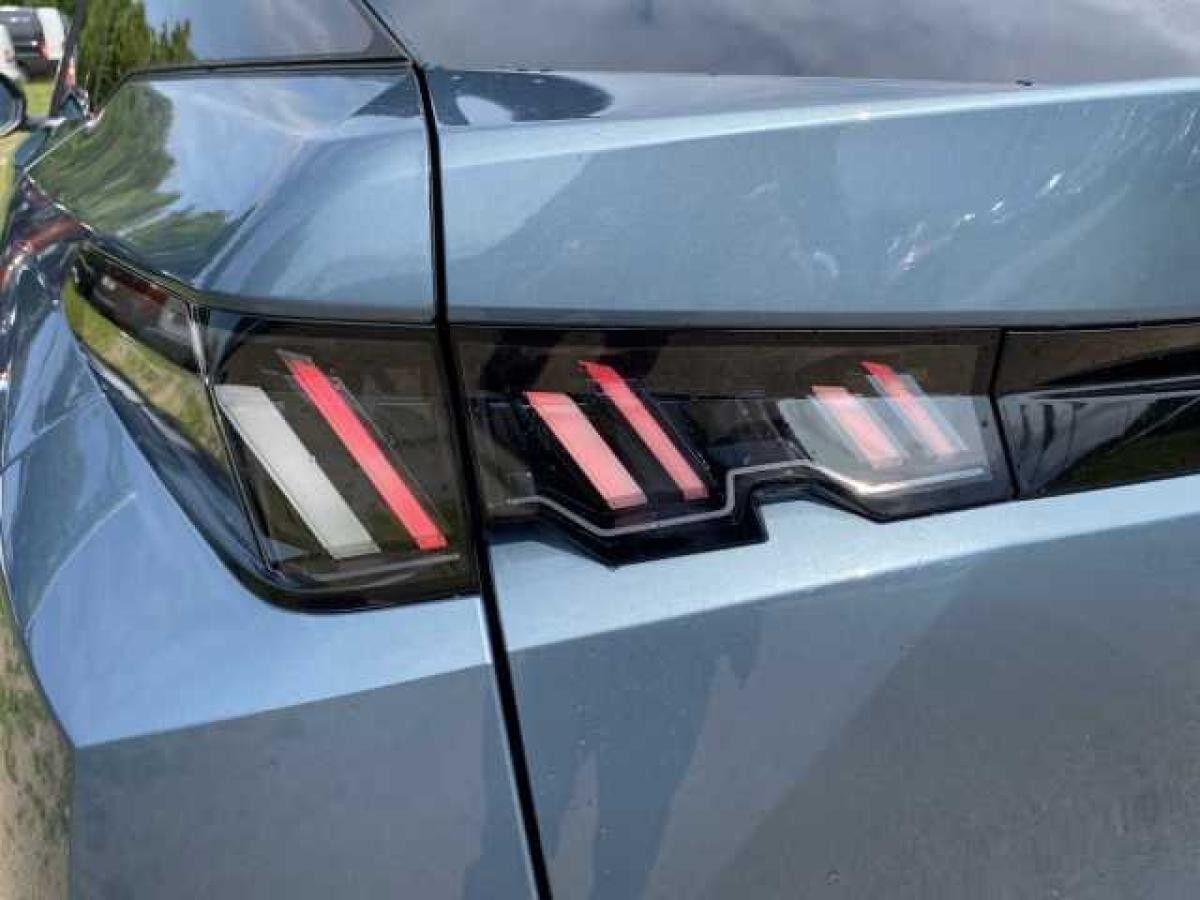 Peugeot 3008 Allure +Allwetter+Navi+360°Kamera