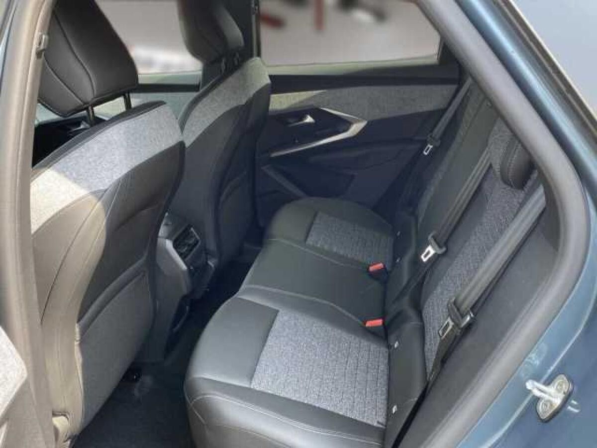 Peugeot 3008 Allure +Allwetter+Navi+360°Kamera