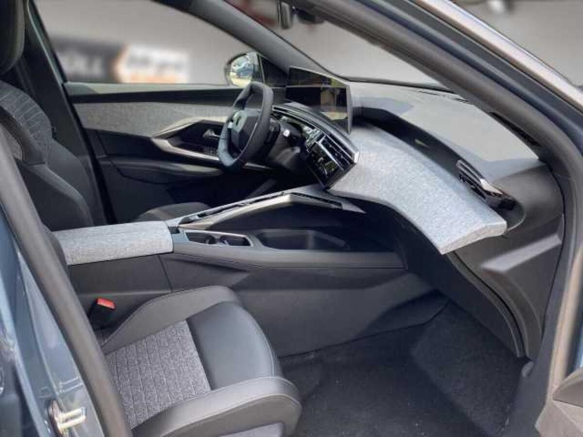 Peugeot 3008 Allure +Allwetter+Navi+360°Kamera