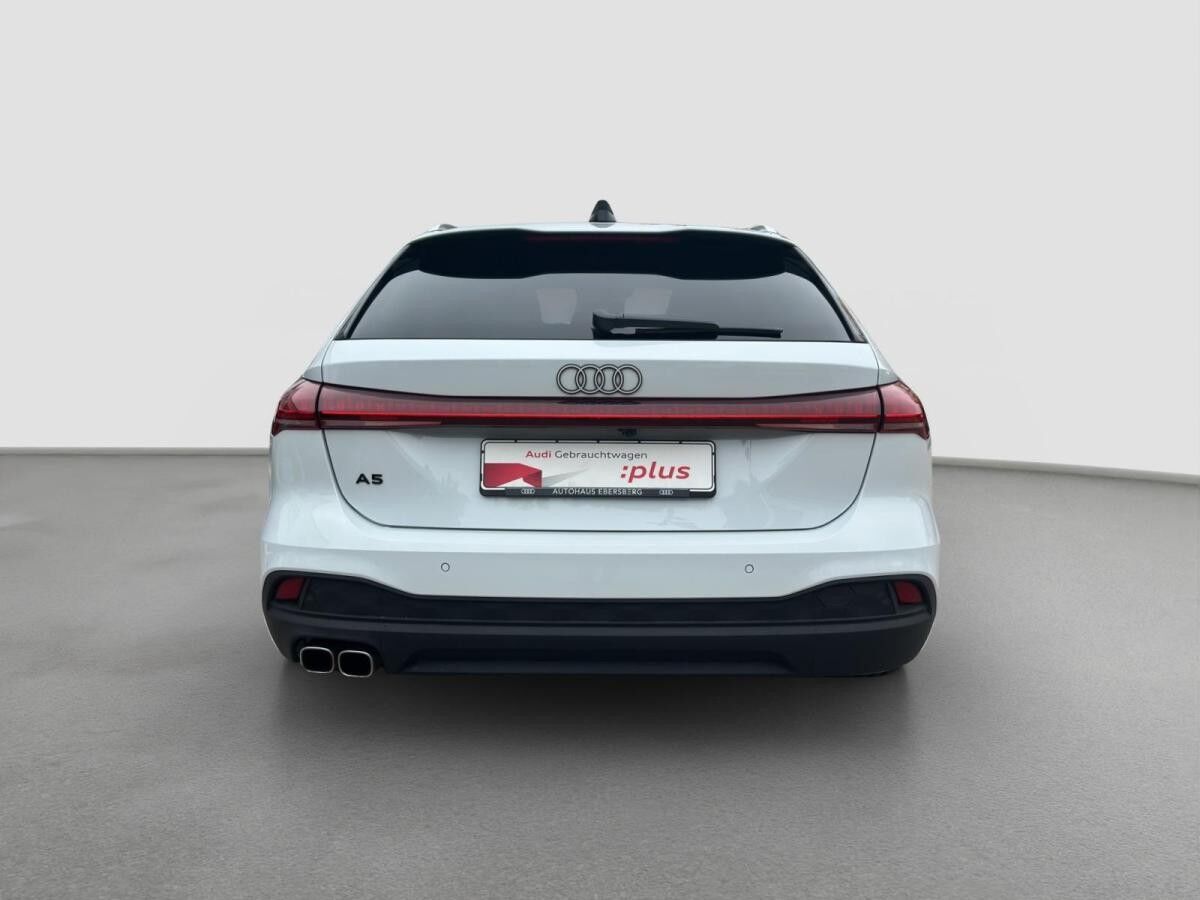 Audi A5 Avant TDI 5JGar Kameera App Fahren Parken