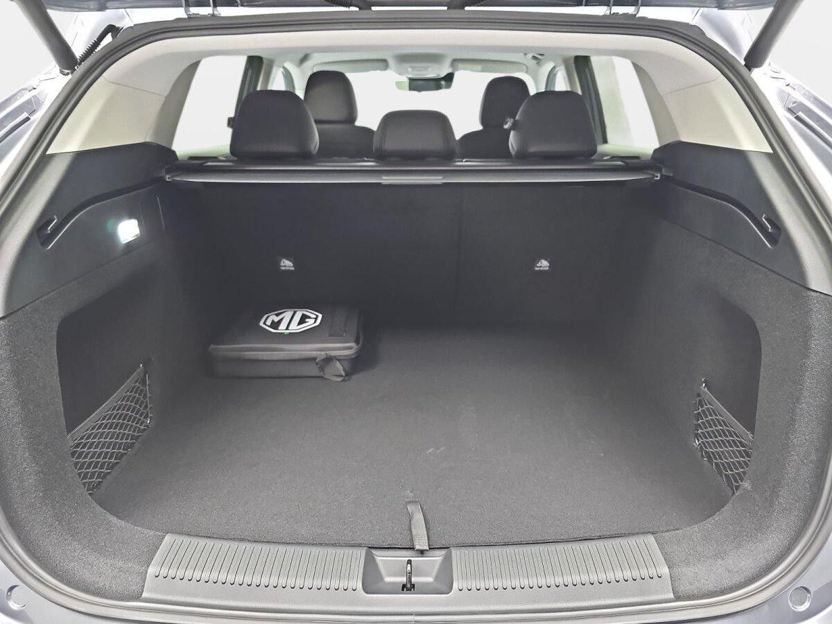 MG HS 1.5 PLUG-IN-HYBRID LUXURY LEDER 360-GRAD-KAMERA 19-ZOLL-LM