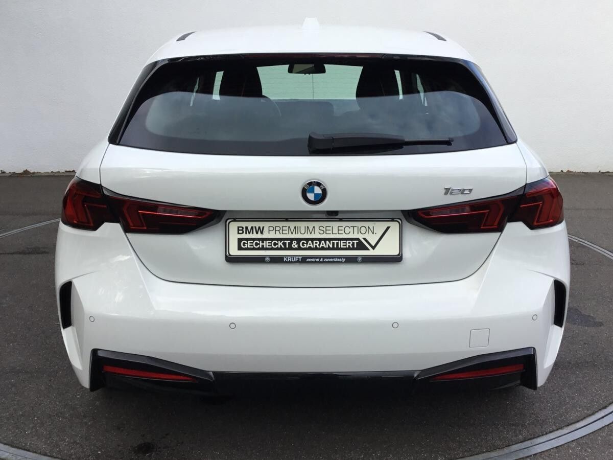 BMW 120 AUTOM+NAVI+LED+KAMERA+SITZHZ