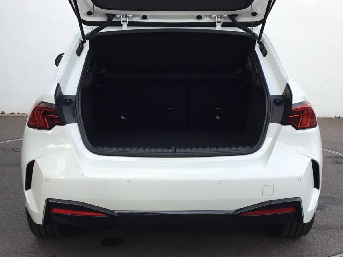 BMW 120 AUTOM+NAVI+LED+KAMERA+SITZHZ