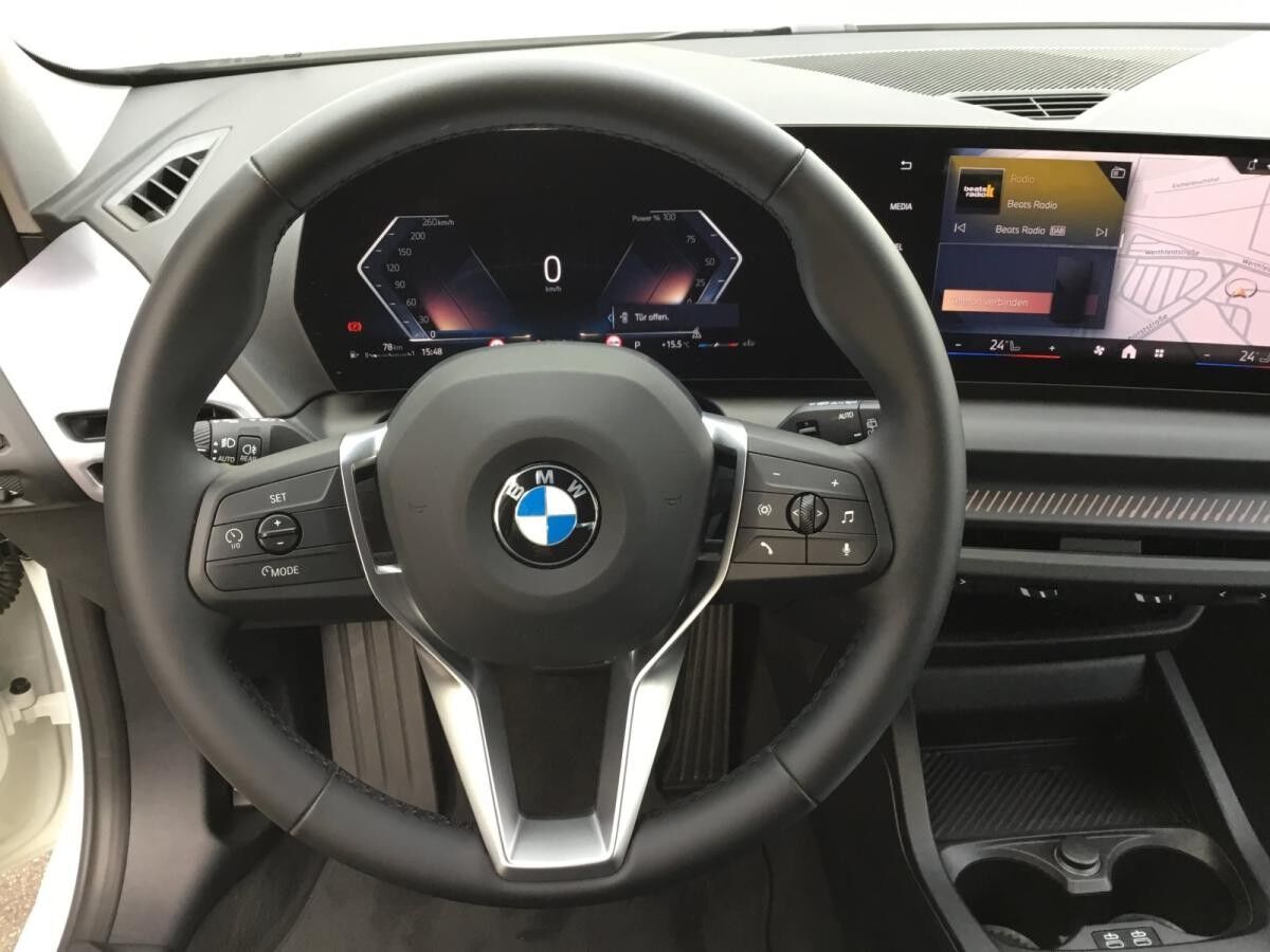 BMW 120 AUTOM+NAVI+LED+KAMERA+SITZHZ