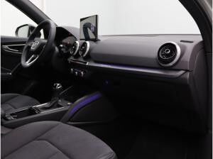 Audi Q2 S-Line 40 TFSI quattro S-tronic / Matrix, AHK