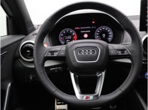 Audi Q2 S-Line 40 TFSI quattro S-tronic / Matrix, AHK