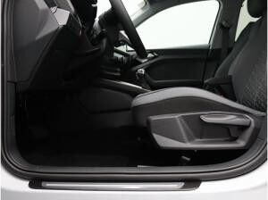 Audi A1 Sportback advanced 30TFSI S-tronic/ Navi, LED