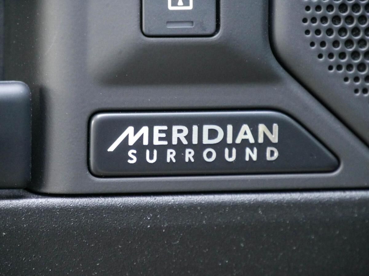 Land Rover Defender P635 AWD OCTA - verfügbar ab 01/2026 - 5 Jahre Garantie