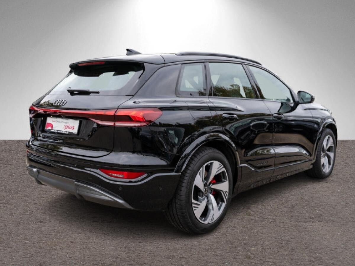 Audi e-tron Q6 SUV S line55 quattro NAVI MATRIX 360° UVP89455.- EUR // 0,25% Versteuerung