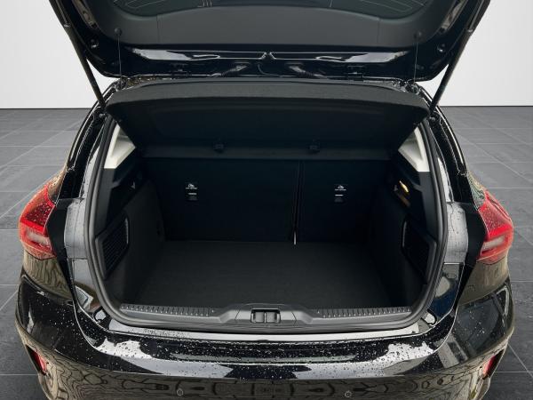 Ford Focus Titanium Edition ACC+LED+Navi+Pano+SD