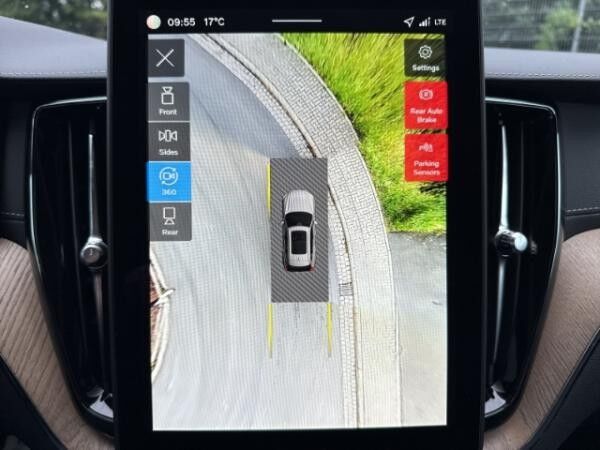 Volvo XC60 Ultra Dark, T8 AWD Plug-In Hybrid *sofort verfügbar!*