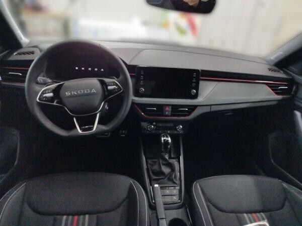 Skoda Kamiq Monte Carlo 1,0 TSI 5-Gang-Schaltgetriebe
