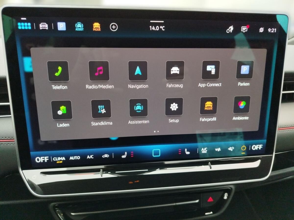 Volkswagen ID.7 Tourer GTX 4-Motion Navi IQ.Light DAB+ FrontAssist