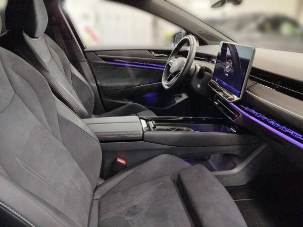 Volkswagen ID.7 Pro Navi IQ.Light ACC DAB+ FrontAssist
