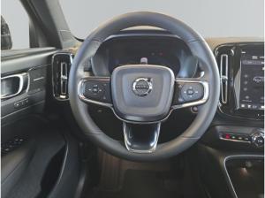 Volvo XC40 B3 Benzin Ultra Black Edition *sofort verfügbar!!*