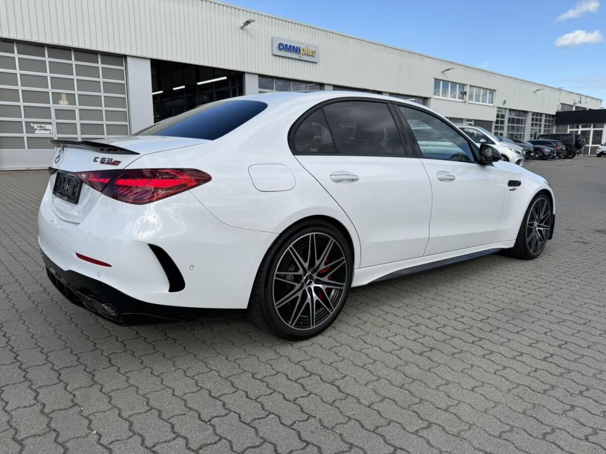 Mercedes-Benz C 63 AMG s E-Performance HUD+Night+Pano+Burmester