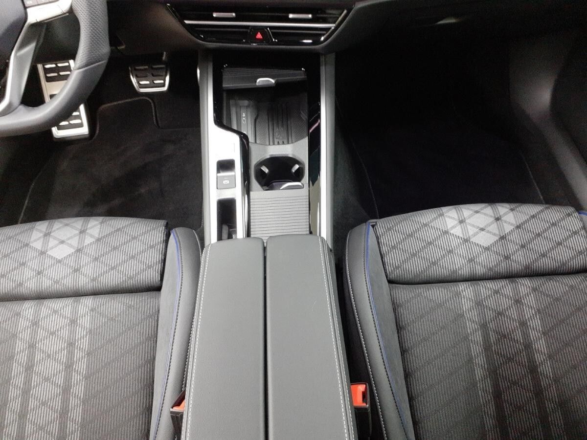 Volkswagen Passat Variant 2.0TDI 4Motion *AHK*R-Line