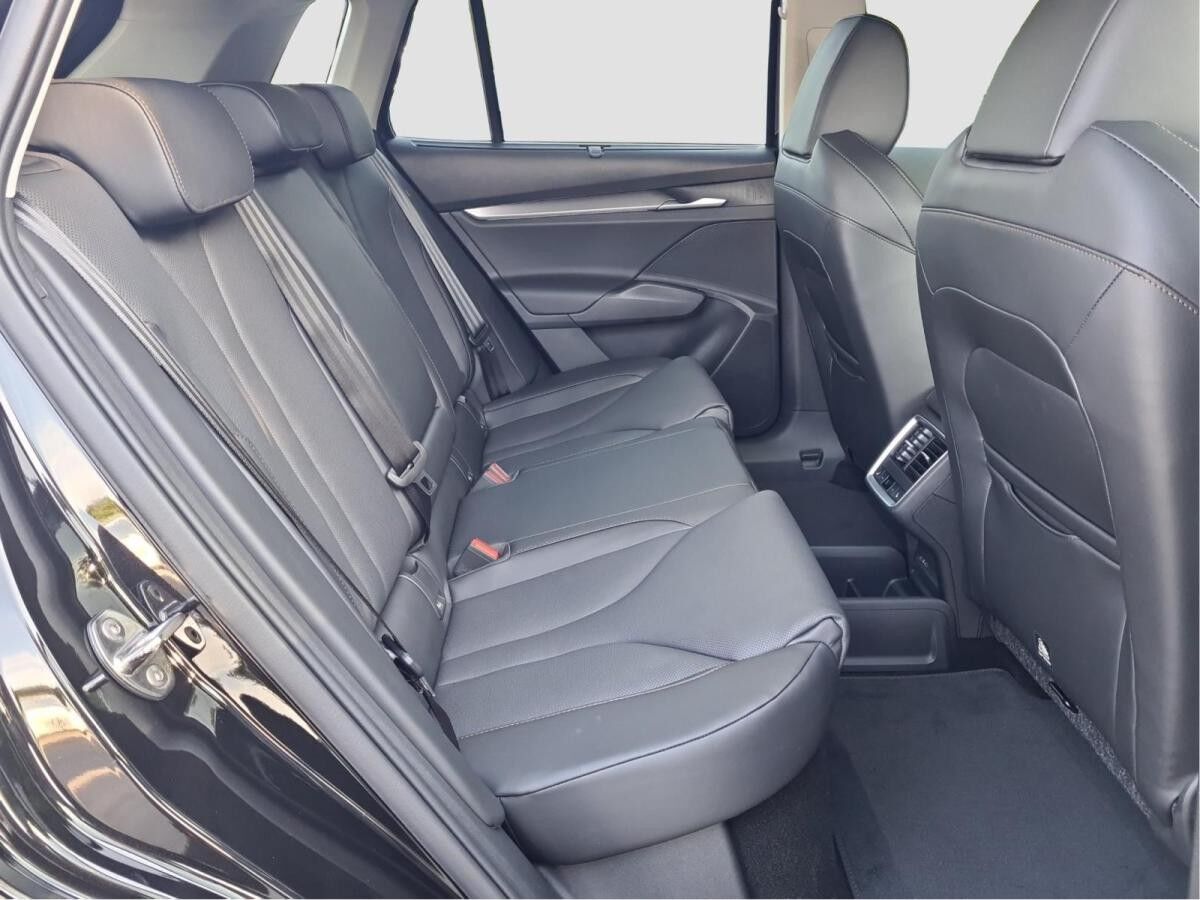 Skoda Elroq 85 MATRIX 360° AHK HUD WPumpe