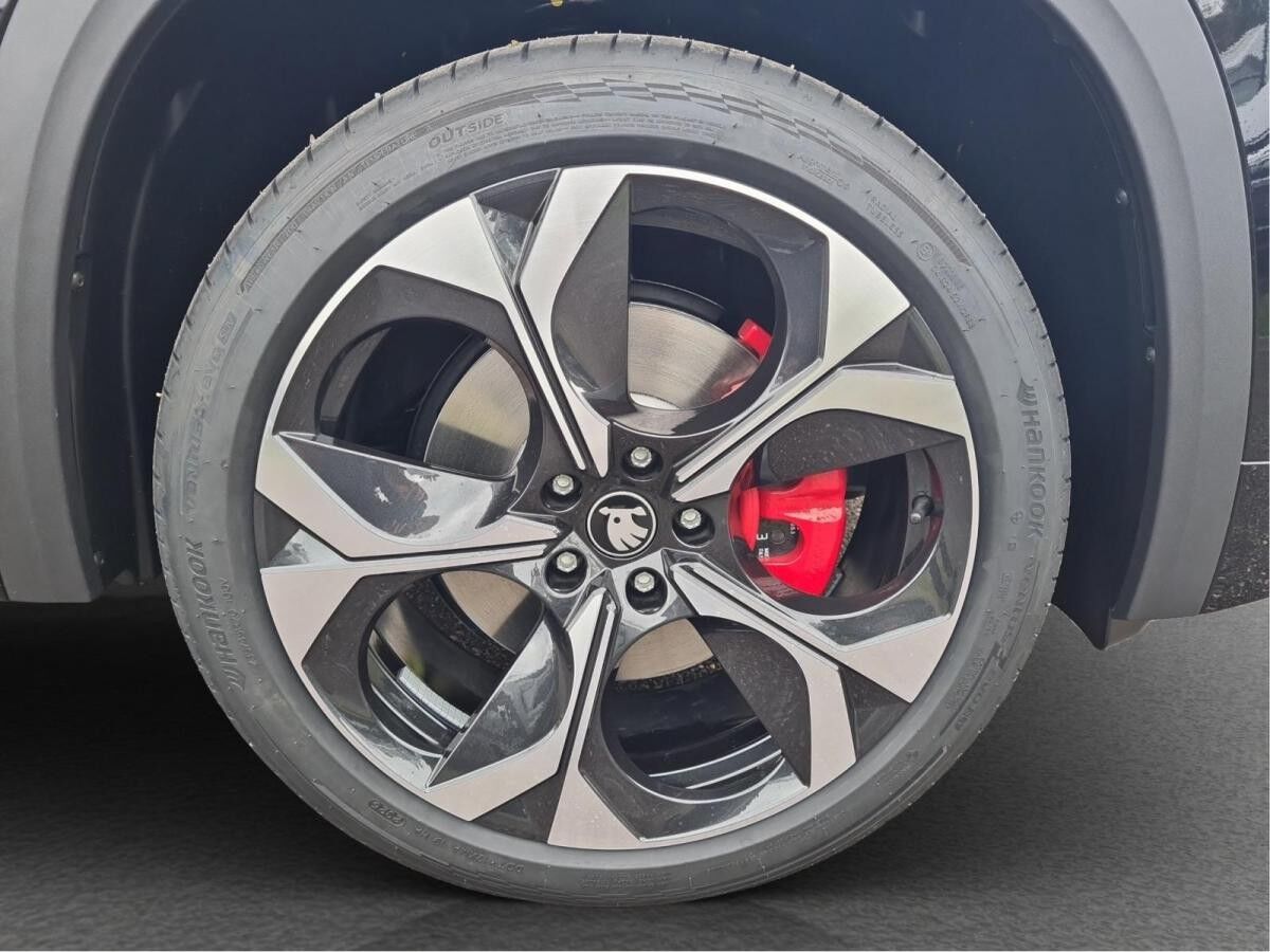 Skoda Kodiaq RS 4x4 MATRIX StHzg AHK Pano 360°