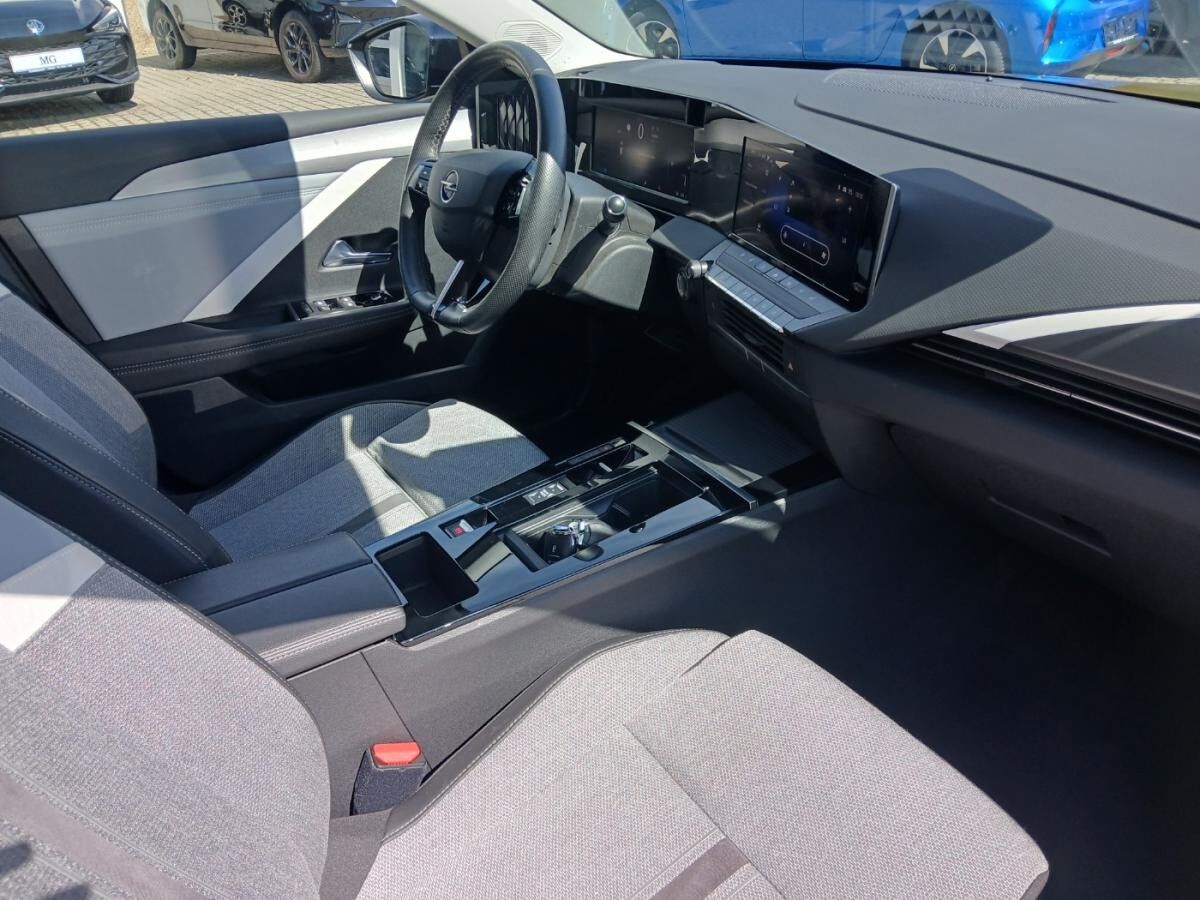 Opel Astra L 1.6T Lenkradheizung,Rückfahrkamera