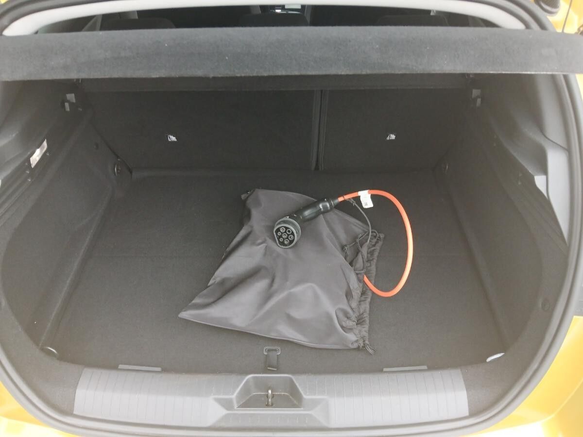 Opel Astra L 1.6T Lenkradheizung,Rückfahrkamera