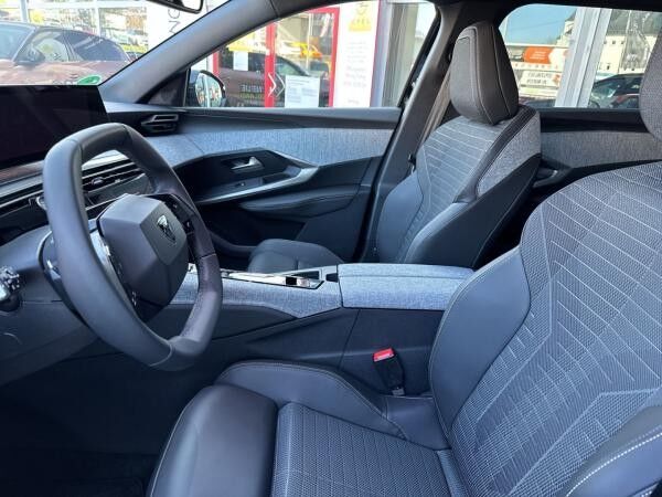 Peugeot 5008 Hybrid 145 e-DSC6 Allure