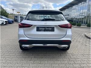 Mercedes-Benz GLA 200 Facelift+Advanced+Kamera+DAB+LED+Progr.+