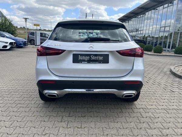 Mercedes-Benz GLA 200 GLA -Klasse (BM 247)