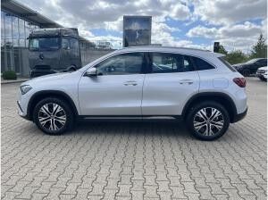 Mercedes-Benz GLA 200 Facelift+Advanced+Kamera+DAB+LED+Progr.+