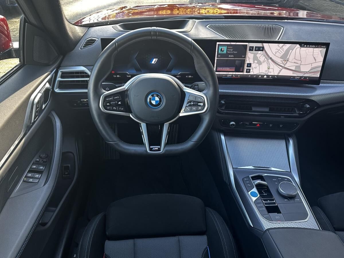 BMW i4 eDrive40 M Sport //Adapt.LED DrivingAssistant HUD