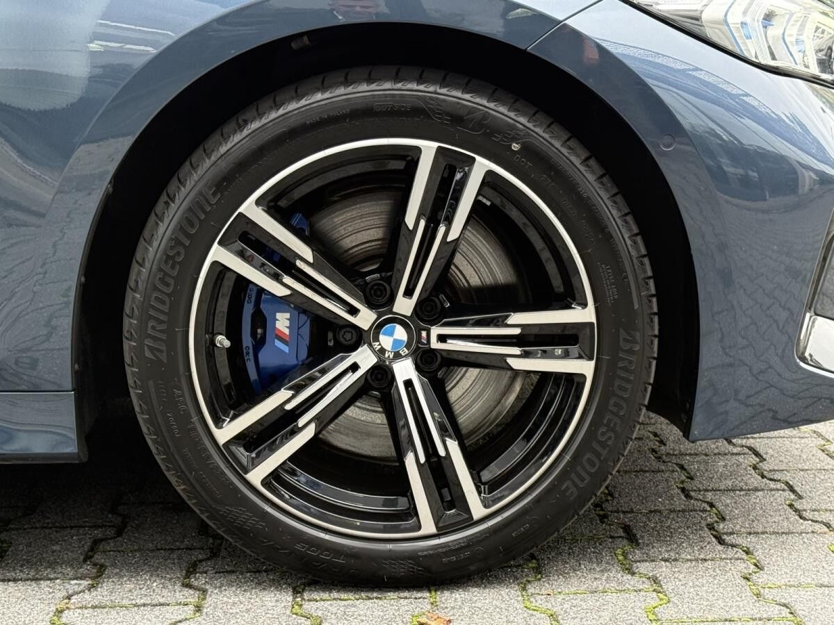 BMW 330 e Touring M Sport //Pano AHK FACELIFT!!!