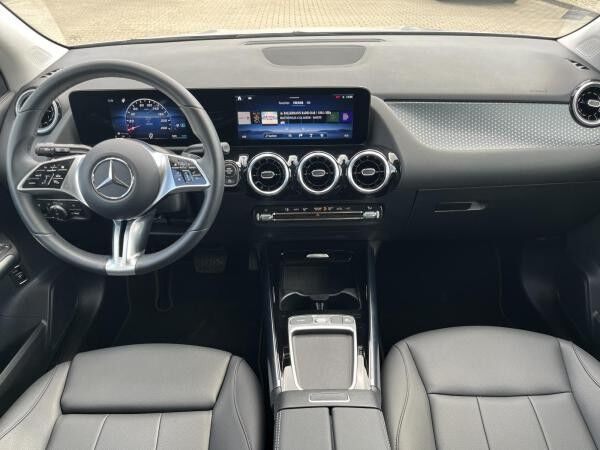 Mercedes-Benz GLA 200 GLA -Klasse (BM 247)
