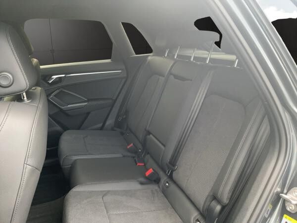 Audi Q3 S line 35 TFSI S tronic / Navi, LED, Assistenzpaket, Klima