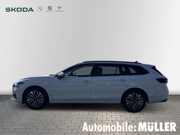 Skoda Superb Combi 1.5 TSI iV 150kW Selection HUD AHK Navi