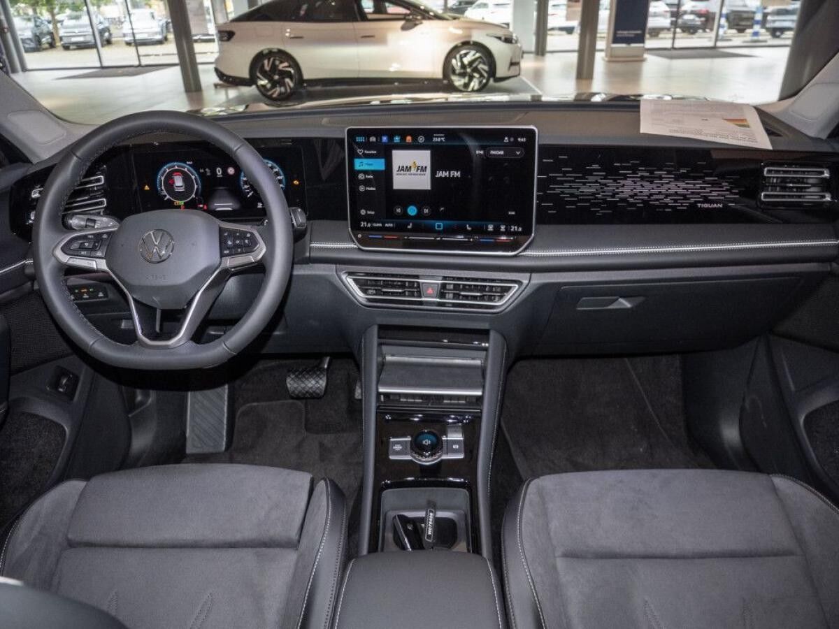 Volkswagen Tiguan Elegance 1,5 l eTSI 7-Gang-DSG *10.632,-€ PREISVORTEIL*