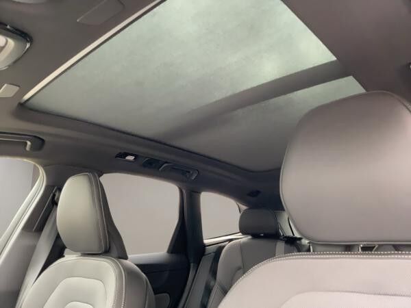 Volvo XC60 Facelift T8 AWD ULTRA Black Edition PHEV