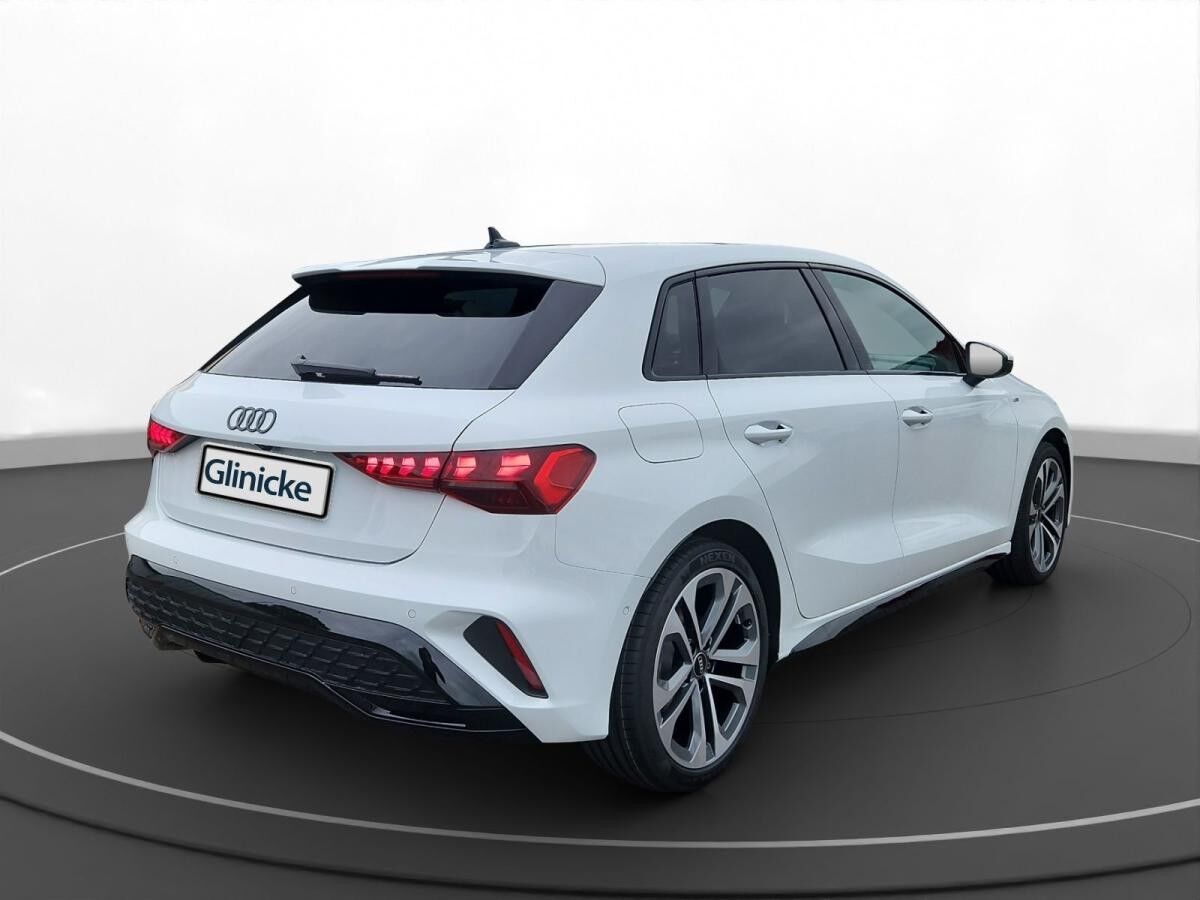 Audi A3 Sportback TDI S line AHK Pano Matrix LM 18" Navi RFK Sonos