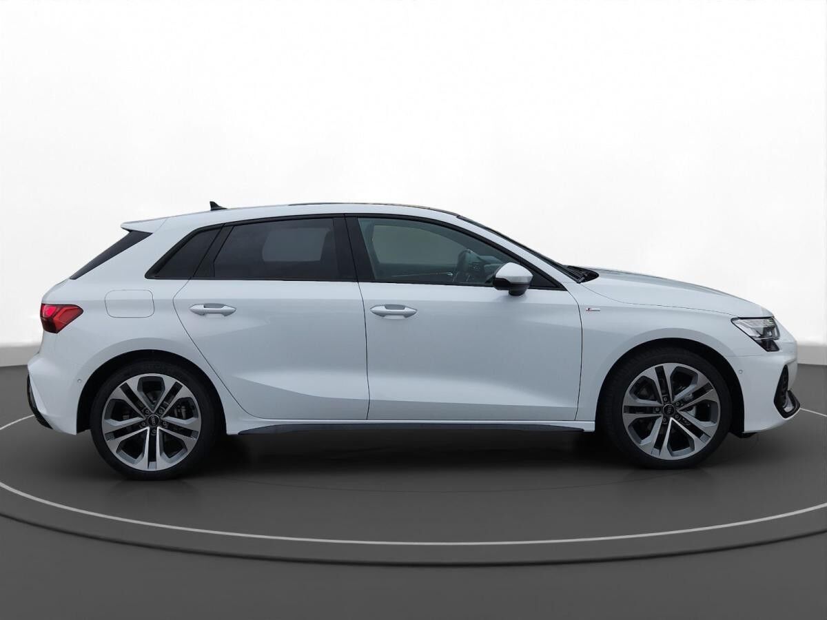 Audi A3 Sportback TDI S line AHK Pano Matrix LM 18" Navi RFK Sonos